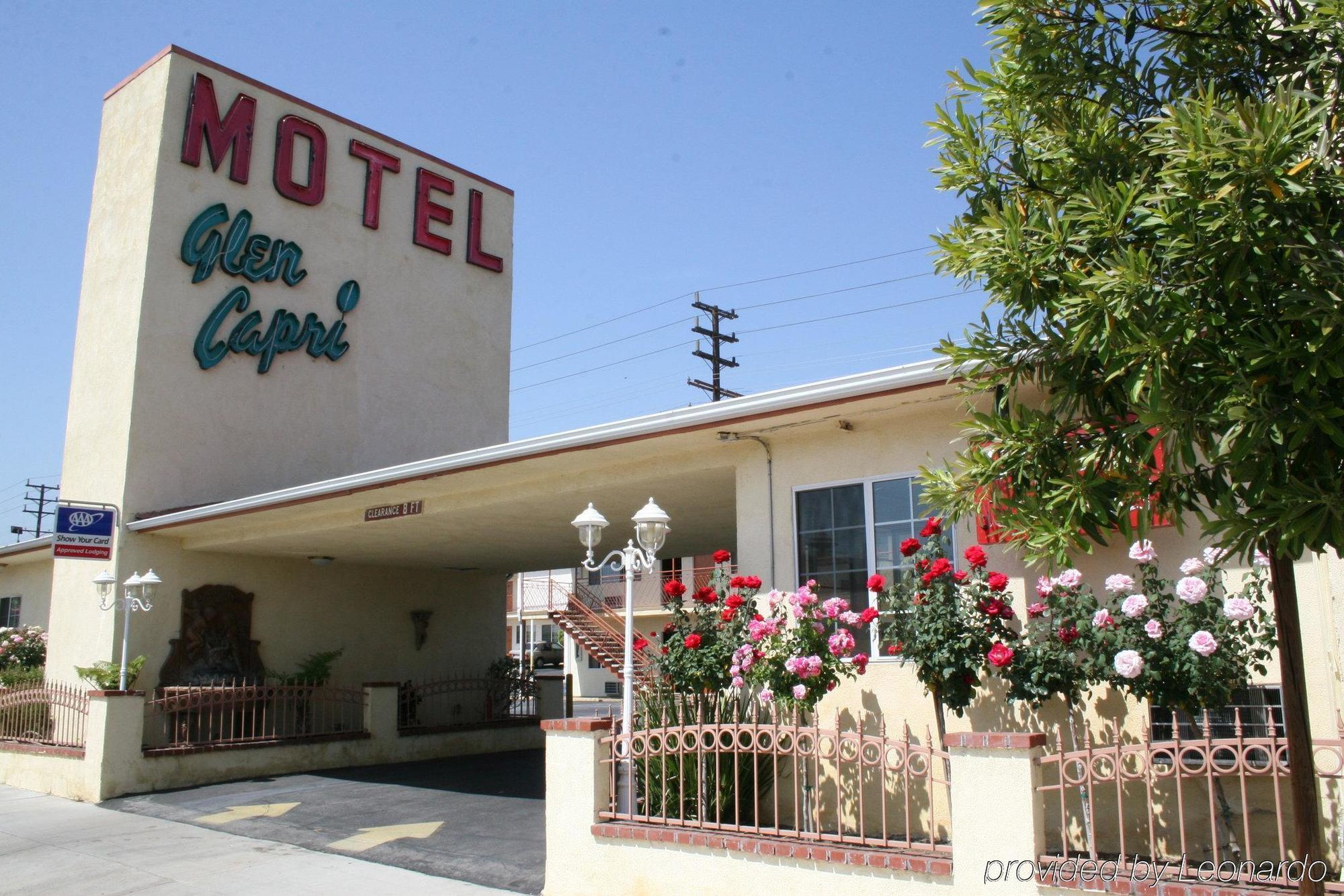 Glen Capri Inn And Suites - Burbank Universal Glendale Exterior photo